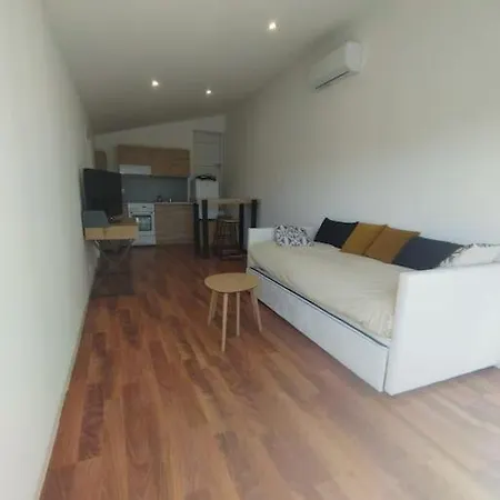 Lejlighed A 5 Min De Narbonne *